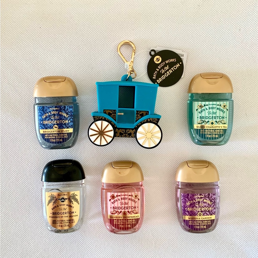 Bath & Body Works Bridgerton carriage pocketbac with full hand sanitizer…